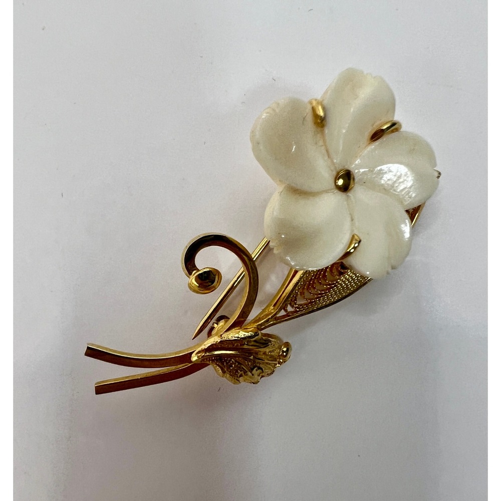 Vintage Sorrento Brooch 12K Gold Filled Carved Shell Flower Filigree‎ Italy - Picture 9 of 16
